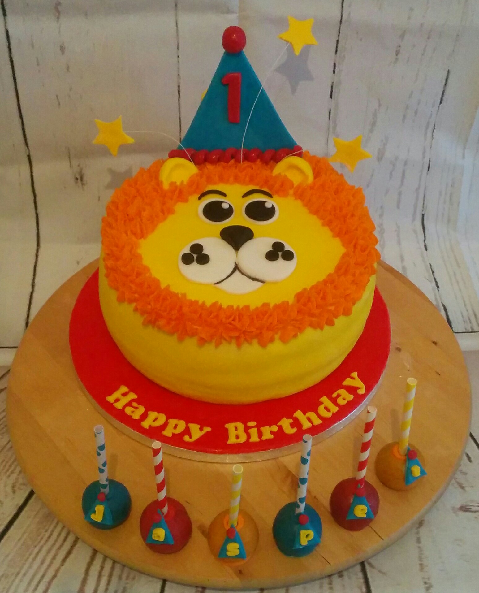 Lion Cake - dreamydelightsbysidra.com