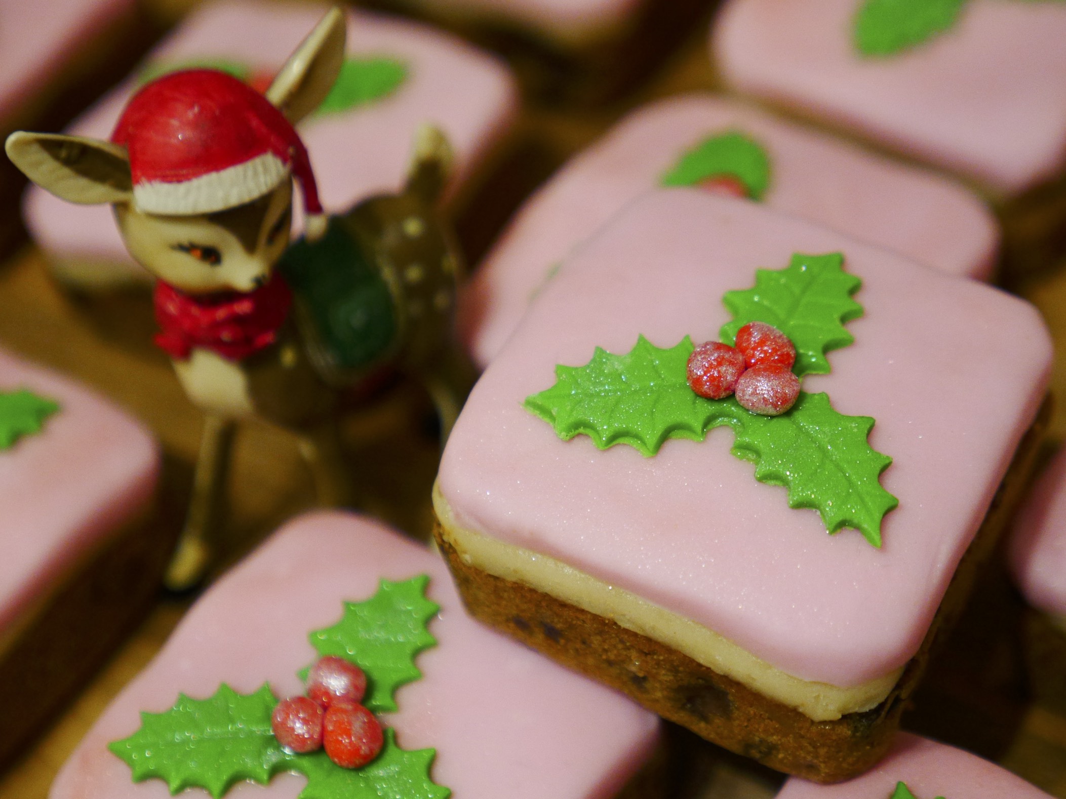 Mini Christmas Cakes - Easy Homemade Gifts - YouTube